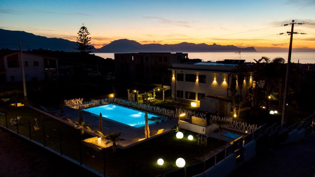Apartamento Giardini Del Golfo Balestrate Exterior foto