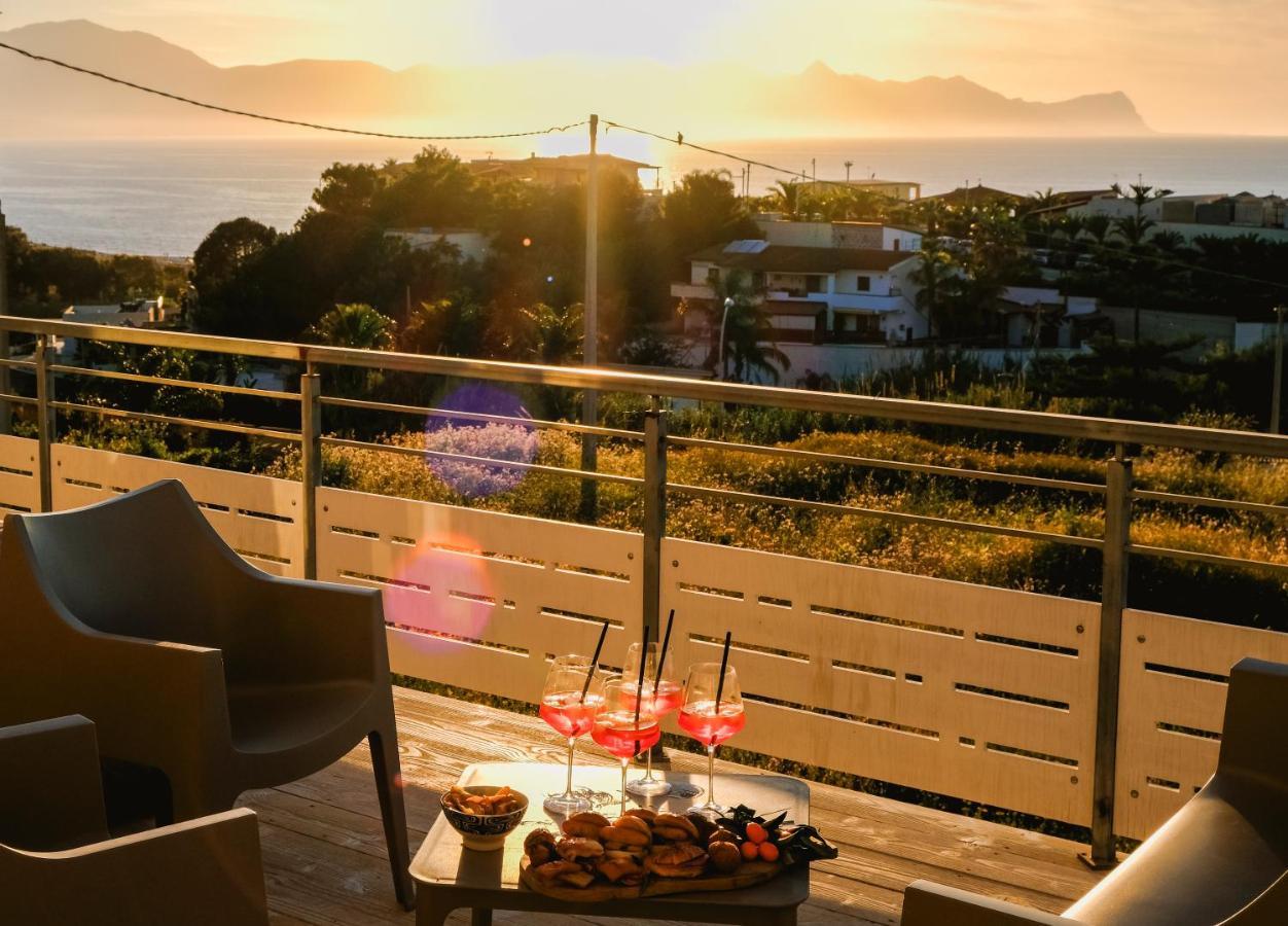 Apartamento Giardini Del Golfo Balestrate Exterior foto